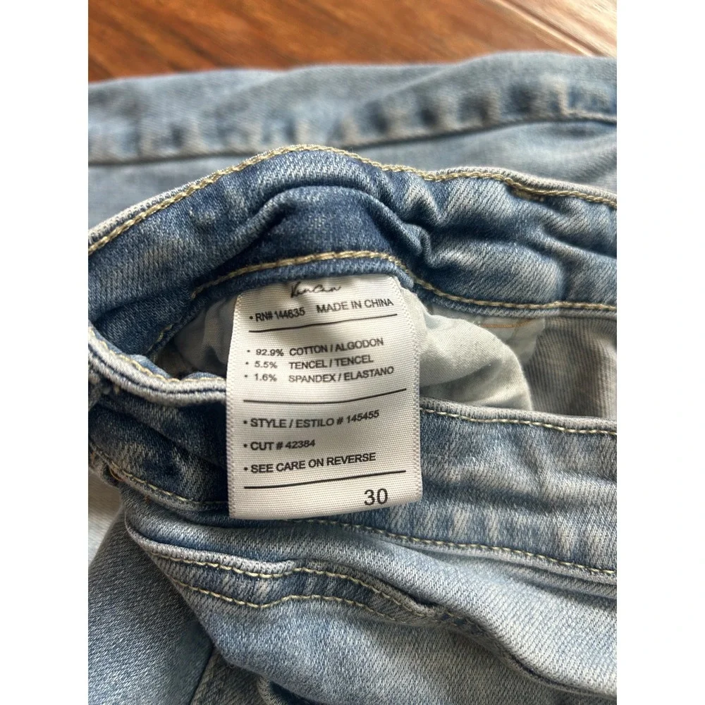 KanCan Sun-Faded Distressed Bermuda Denim Shorts Womens 30 - Picture 9 of 11